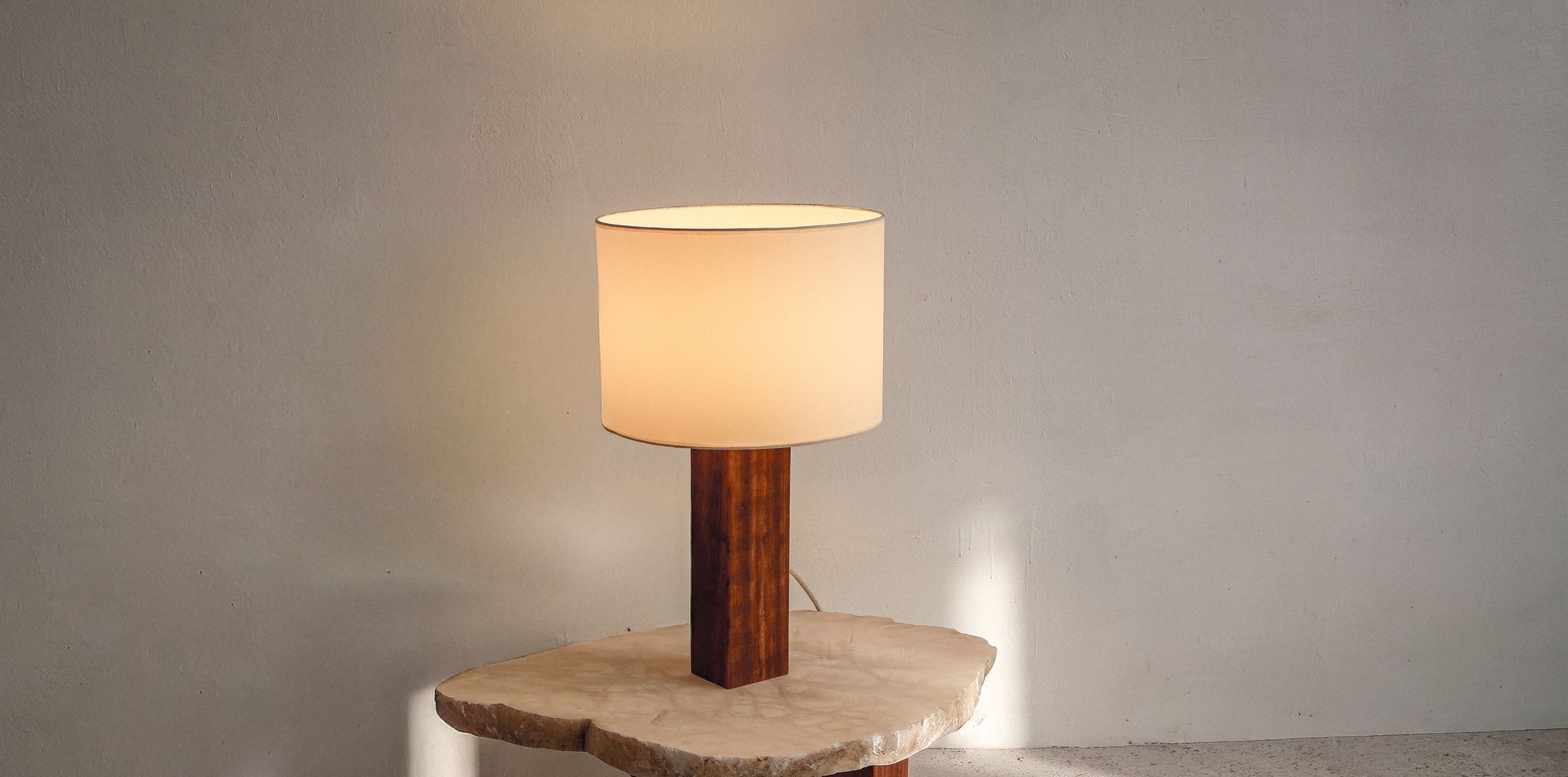 VORA HOUSE lamp in the workshop